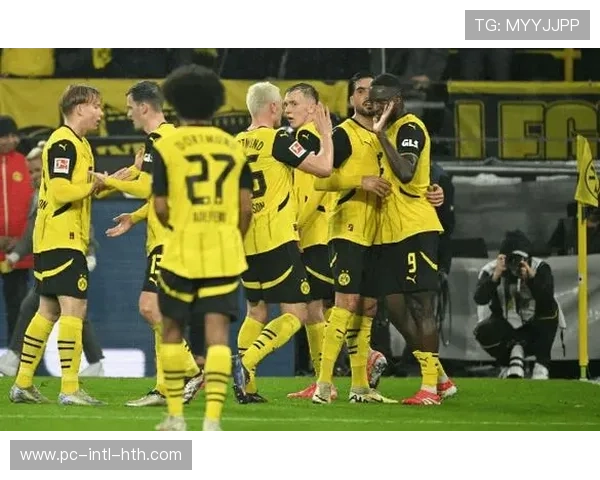 从领先11分到8分:多特蒙德如何抓住拜仁失误缩小差距 从领先11分到8分:多特蒙德如何抓住拜仁失误缩小差距