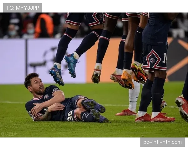 战术板：门兴格拉德巴赫如何通过灵活的防守切换零封对手